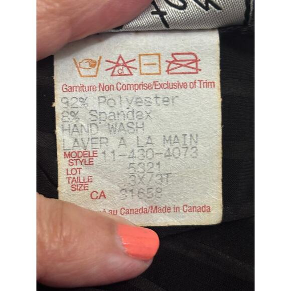 Artex Fashions vintage cardigan, minimalist, artsy, dark romantic, soft grunge - Picture 6 of 6